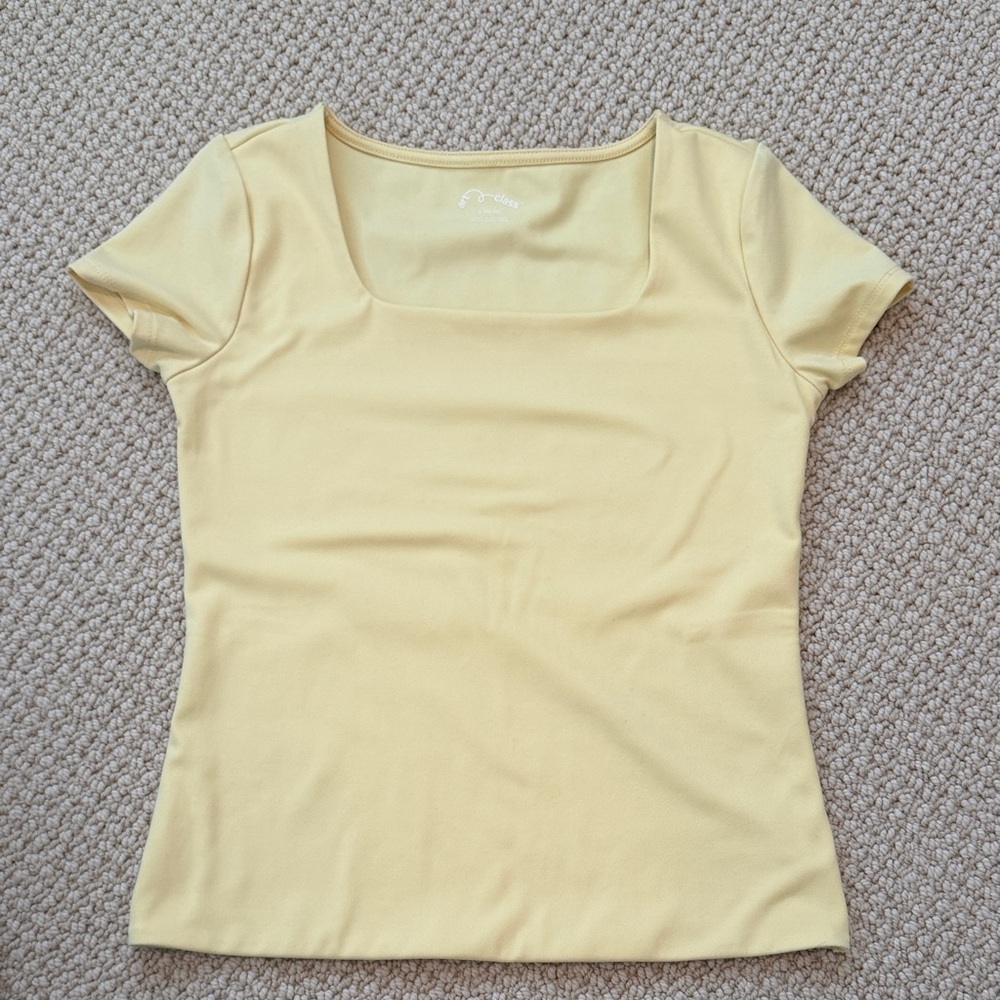 Art Class Light Yellow Short Sleeve Top